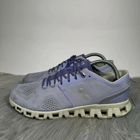 On Running Cloud X Size 10 Purple Lavender Athletic Sneakers - Picture 2 of 9